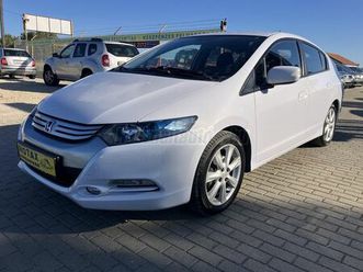 honda insight 1.4 hybrid elegance (automata) 173000km!végig hondába szervizelt!megkímélt szép!8kerékkel!