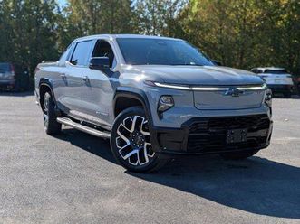 new 2025 chevrolet silverado ev rst