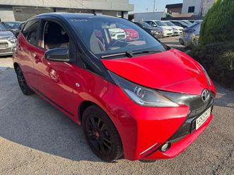 TOYOTA AYGO aygo-5p-1-0-x-cool-tss