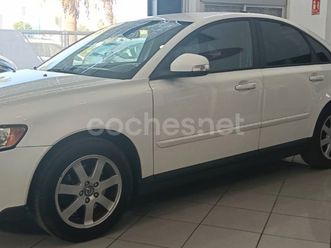 volvo s40 2.0 d3 kinetic auto
