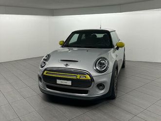 mini mini f56 cooper se: réserver un essai sur route !