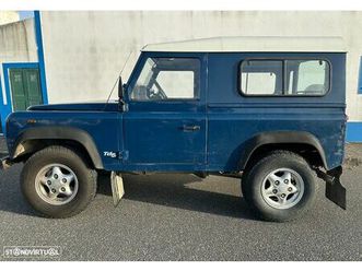 LAND ROVER DEFENDER TD5 land-rover-defender-90-2-5-td5-metal-top