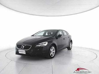 volvo v40 d2 momentum del 2016 usata a viterbo