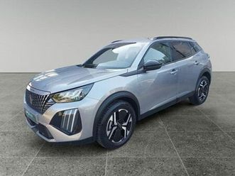 peugeot 2008 allure met achteruitrijcamera en sensoren achter,navi,...