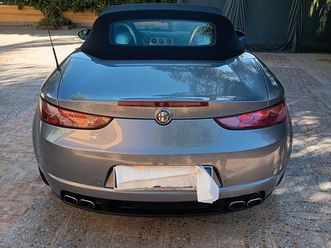 alfa romeo spider 2008