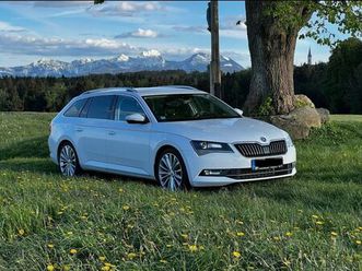 skoda superb 2.0 tdi scr 140kw dsg 4x4 style combi...