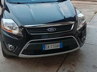 una ford kuga tenuto benissimo con i solo 6000€
