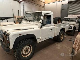 land rover defender 110 td5 pick up hcpu
