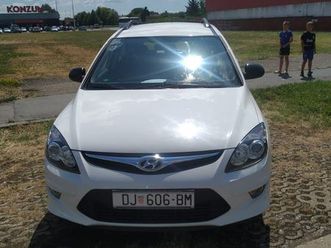 hyundai i30 cw 1,4, 2012 god.