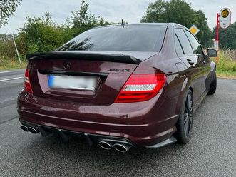 seltener mercedes c63 amg w204 in tollem zustand