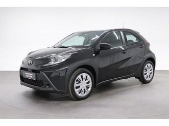 toyota aygo x x-play