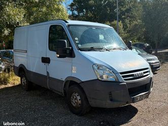 iveco dailyiv fourgon phase 2 29l12v10 2.3 td moyen surélevé 116 cv