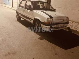 renault super 5 essence manuelle 1989