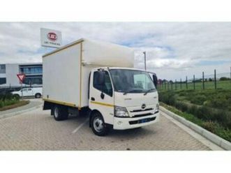 2022 hino 300 714 swb (ex3) f/c c/c