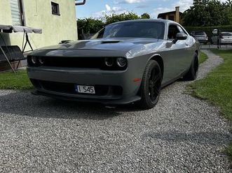 sprzedam dodge challenger 3,6 ustroń • olx.pl