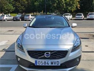 volvo v40 cross country