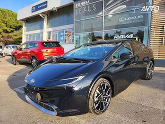 toyota prius 2.0 phev executive