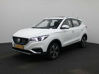 mg zs ev luxury 45 kwh | lederen bekleding | panoramadak | navigatie | apple carplay