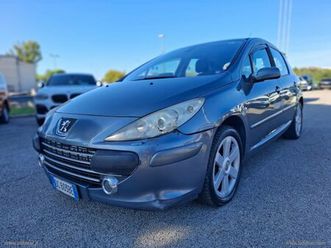 peugeot 307 2.0 16v hdi fap 5p. féline