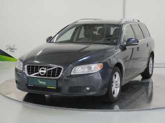 volvo v70 2.5t 170 kw