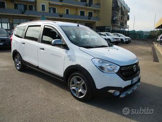 dacia lodgy stepway 1.5 dci 115cv e6d 7 posti navi