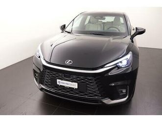 lexus lbx 1.5 hybrid elegant awd: réserver un essai sur route !