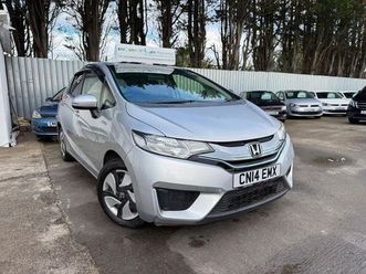 honda-fit-1-5-hybrid-auto