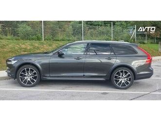 volvo v90 cross country d4 awd aut - odličen. praktično vsa oprema