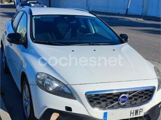 volvo v40 cross country 1.6 d2 momentum