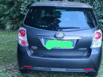 toyota verso 7 posti