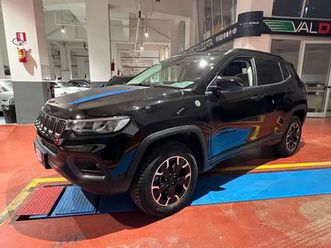 trailhawk 240cv black edition 4xe * garanzia *