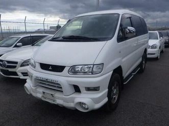 2004 mitsubishi delica spacegear chamonix 3.0 v6 4x4 automatic * 8 seater * low mileage * petrol...