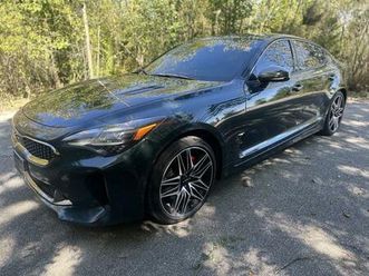 used 2022 kia stinger gt1