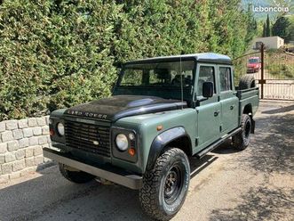 land rover defender 130 td4