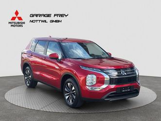 outlander 2.4 phev invite 4wd automatic