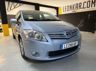 toyota - auris 1.4 d4d dpf active