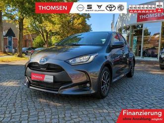 toyota yaris 1.5 d team deutschland acc aut led navi lm