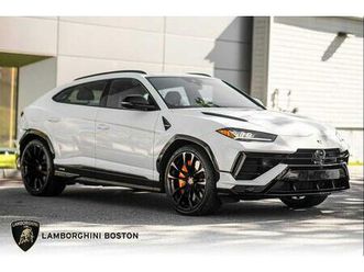 used 2024 lamborghini urus s