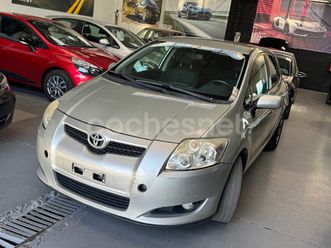toyota auris 2.0 d4d luna