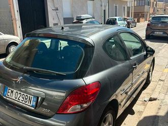 peugeot 207 1.4 2012