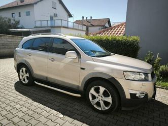 chevrolet captiva 2,2 d ful oprema, automatik,kamera,navigacija., 2013 god.