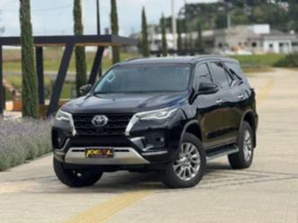 sw4 2.8 tdi srx 7l 4wd manual