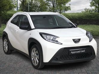 toyota aygo x pure hatchback's 1.0 vvt-i pure euro 6 (start/stop) 5dr
