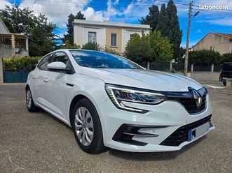 renault megane iv societé hatchback 1.5 blue dci 95 cv 9500¤ ht