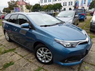toyota auris touring sports comfort navi,kamera,bc,eu5