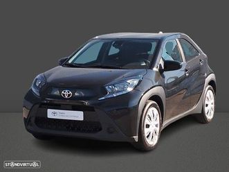 toyota aygo x 1.0 play