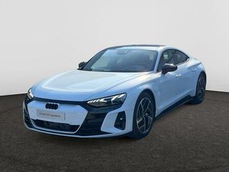 audi e-tron gt **b&o//geventileerde en verwarmde zetels//glazen dak//sportzetels**