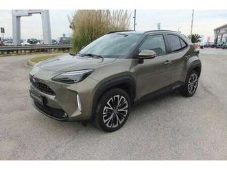 1.5 hybrid 5p. e-cvt lounge