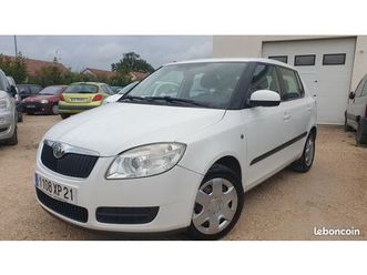 skoda fabia 1.2i 70 ch ambiente