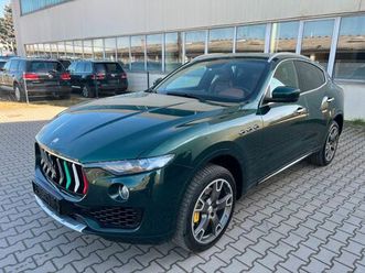 maserati levante diesel.3.0 v6.navi.pdc.shz.panorama